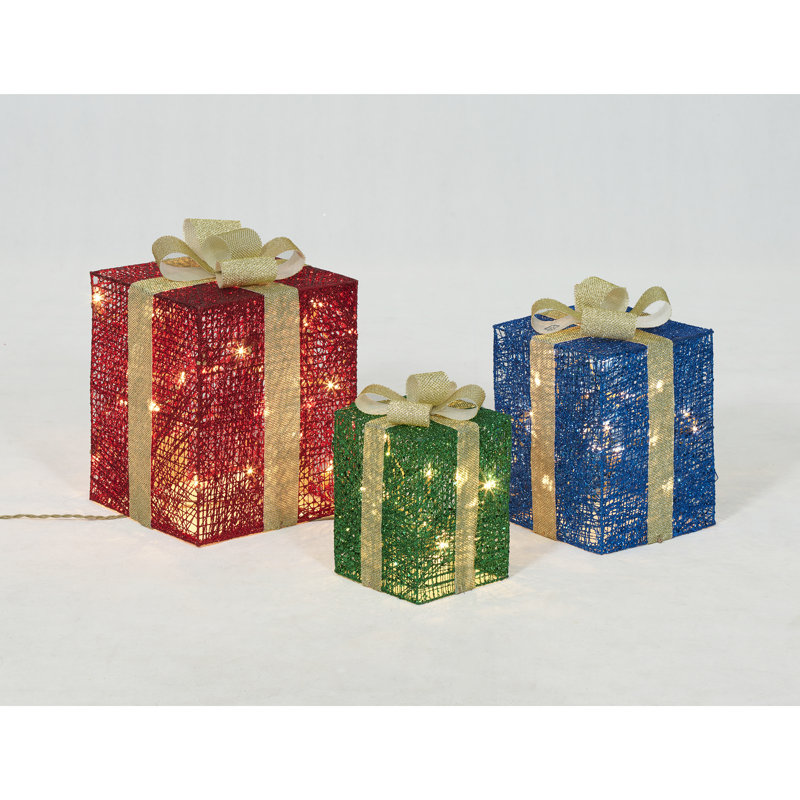 The Holiday Aisle® 3 Piece Gift Box Lighted Display Set Wayfair
